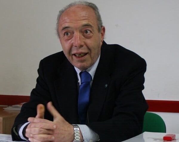 Dieci anni fa Manasseri “andava avanti”. cover