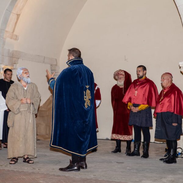 rievocazione storica consegna decreto pontificio Celestino V
